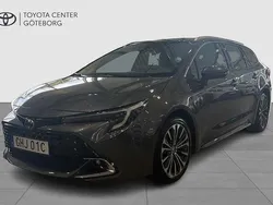 Mörkgrå Begagnad 2023 Toyota Corolla Style Kombi | 272 000 kr (Bra pris)