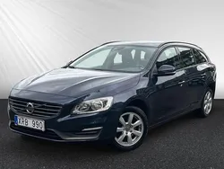 Blå Begagnad 2013 Volvo V60 Kombi | 129 900 kr (Marknadspris)