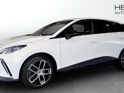 Vit (white) Begagnad 2023 MG MG4 EV Luxury Halvkombi | 334 900 kr (Dyr)
