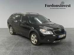 Svart Begagnad 2011 Skoda Octavia Scout Kombi | 46 800 kr (Marknadspris)