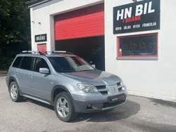 Silver Begagnad 2005 Mitsubishi Outlander SUV | 29 900 kr (Marknadspris)