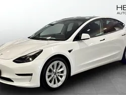 Vit (white) Begagnad 2021 Tesla Model 3 Long Range Sedan | 284 900 kr (Marknadspris)