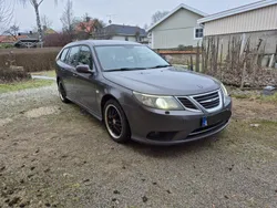 Grå Begagnad 2008 Saab 9-3 Vector Kombi | 20 000 kr (Marknadspris)