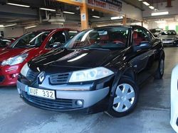 Svart Begagnad 2006 Renault Mégane Cabriolet Cab | 29 999 kr (Marknadspris)