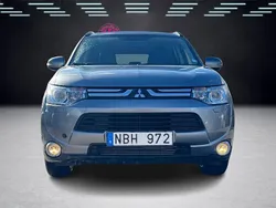 Grå Begagnad 2012 Mitsubishi Outlander SUV | 74 900 kr (Marknadspris)