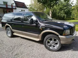 Svart Begagnad 2003 Ford Excursion SUV | 195 000 kr