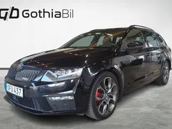 Svart Begagnad 2016 Skoda Octavia RS Kombi | 164 900 kr (Marknadspris)