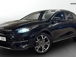 Svart (black) Begagnad 2022 Kia XCeed Advance SUV | 239 900 kr (Marknadspris)