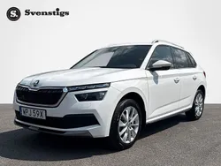 Vit (candy white) Begagnad 2022 Skoda Kamiq Style SUV | 224 000 kr (Marknadspris)