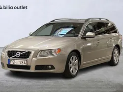 Ljusbrun Begagnad 2013 Volvo V70 Momentum Kombi | 89 900 kr (Marknadspris)