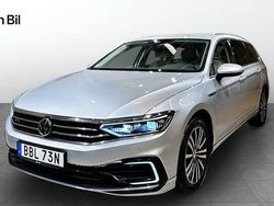 Silver Begagnad 2019 VW Passat Executive Kombi | 239 900 kr (Lite dyr)