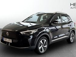 Svart (black) Begagnad 2022 MG ZS Luxury Sedan | 244 900 kr (Marknadspris)