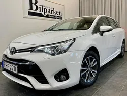 Vit Begagnad 2016 Toyota Avensis Active Kombi | 159 900 kr (Marknadspris)