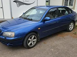 Blå Begagnad 2006 Hyundai Elantra Halvkombi | 20 000 kr