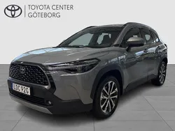 Grå Ny 2024 Toyota Corolla Cross Style SUV | 384 900 kr (Bra pris)