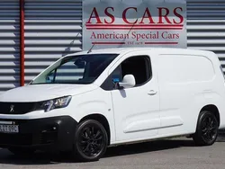 Vit Begagnad 2020 Peugeot Partner Minibuss | 135 000 kr (Bra pris)