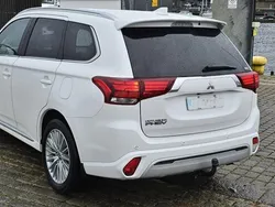 Begagnad 2020 Mitsubishi Outlander P-HEV SUV | 220 000 kr
