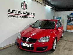 Röd Begagnad 2006 VW Golf V Halvkombi | 39 900 kr (Lite dyr)