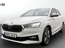 Vit Begagnad 2023 Skoda Fabia Style Halvkombi | 229 900 kr (Marknadspris)