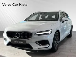 Vit Begagnad 2022 Volvo V60 Kombi | 359 900 kr (Marknadspris)