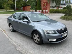 Grå Begagnad 2013 Skoda Octavia Ambition Halvkombi | 59 800 kr (Marknadspris)