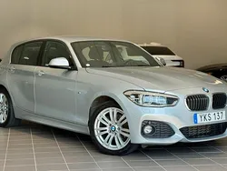 Silver (glaciärsilver metallic) Begagnad 2017 BMW 118 M Sport Halvkombi | 149 900 kr (Marknadspris)