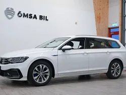 Vit Begagnad 2021 VW Passat GTE Kombi | 204 800 kr (Marknadspris)