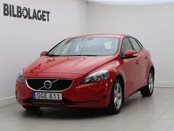 Röd Begagnad 2016 Volvo V40 Kinetic Kombi | 184 900 kr (Marknadspris)