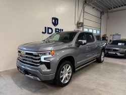 Grå Begagnad 2024 Chevrolet Silverado Van | 979 800 kr (Superpris)