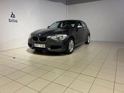 Grå Begagnad 2011 BMW 116 Halvkombi | 98 900 kr (Dyr)