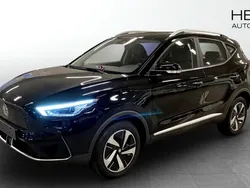 Svart Begagnad 2023 MG ZS Comfort Sedan | 309 900 kr (Marknadspris)