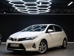 Vit Begagnad 2013 Toyota Auris Multidrive S Halvkombi | 89 900 kr (Lite dyr)