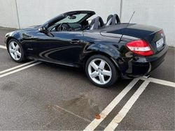 Svart Begagnad 2007 Mercedes SLK200 Cab | 129 000 kr (Marknadspris)