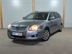 Grå Begagnad 2008 Toyota Avensis Kombi | 64 800 kr (Dyr)