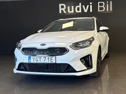 Vit Begagnad 2020 Kia Ceed Sportswagon Advance Kombi | 229 900 kr (Marknadspris)