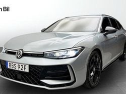 Silver Begagnad 2025 VW Passat R-line Kombi | 469 900 kr