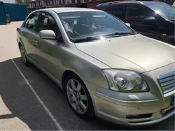 Silver Begagnad 2005 Toyota Avensis Sedan | 25 000 kr (Superpris)
