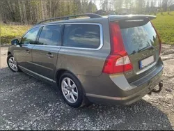 Grön Begagnad 2013 Volvo V70 Momentum Kombi | 99 000 kr (Lite dyr)