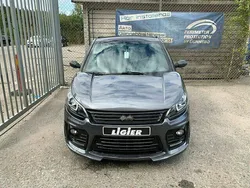 Grå (svart) Begagnad 2019 Ligier JS50 Halvkombi | 80 000 kr