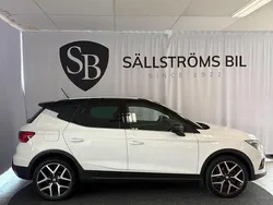 Flerfärgad Begagnad 2019 Seat Arona FR SUV | 194 900 kr (Marknadspris)