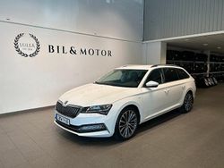 Vit Begagnad 2020 Skoda Superb Business Line Kombi | 309 900 kr (Lite dyr)
