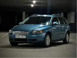 Blå Begagnad 2007 Volvo V50 Kinetic Kombi | 6 000 kr (Superpris)