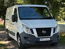 Vit Begagnad 2015 Nissan NV400 Van | 99 500 kr (Dyr)
