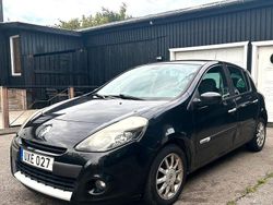 Svart Begagnad 2009 Renault Clio R.S. Halvkombi | 27 900 kr (Marknadspris)