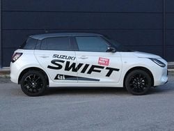 Vit Begagnad 2024 Suzuki Swift Halvkombi | 259 500 kr (Dyr)