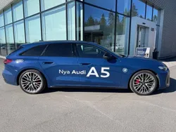 Blå Begagnad 2024 Audi A5 Edition .1 Sportkupé | 669 000 kr