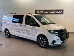 Vit Begagnad 2024 Mercedes Vito Minibuss | 873 750 kr (Dyr)
