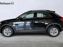 Svart Begagnad 2021 VW T-Roc Style SUV | 169 000 kr (Superpris)