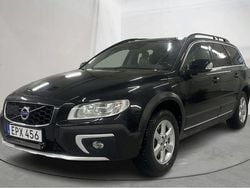 Svart Begagnad 2015 Volvo XC70 Momentum | 173 500 kr (Bra pris)