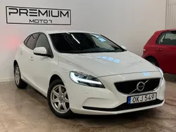 Vit Begagnad 2016 Volvo V40 Momentum Kombi | 154 900 kr (Marknadspris)
